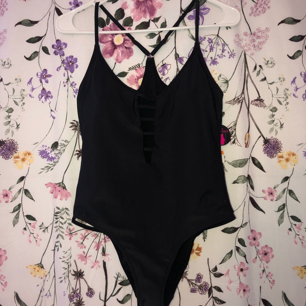 One piece bathing suit